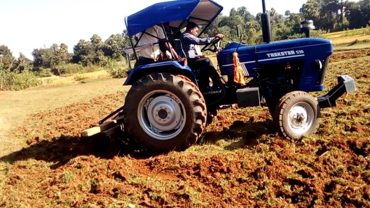 MAHINDRA & MAHINDRA launches new tractor brand TRAKSTAR from gujarat arm